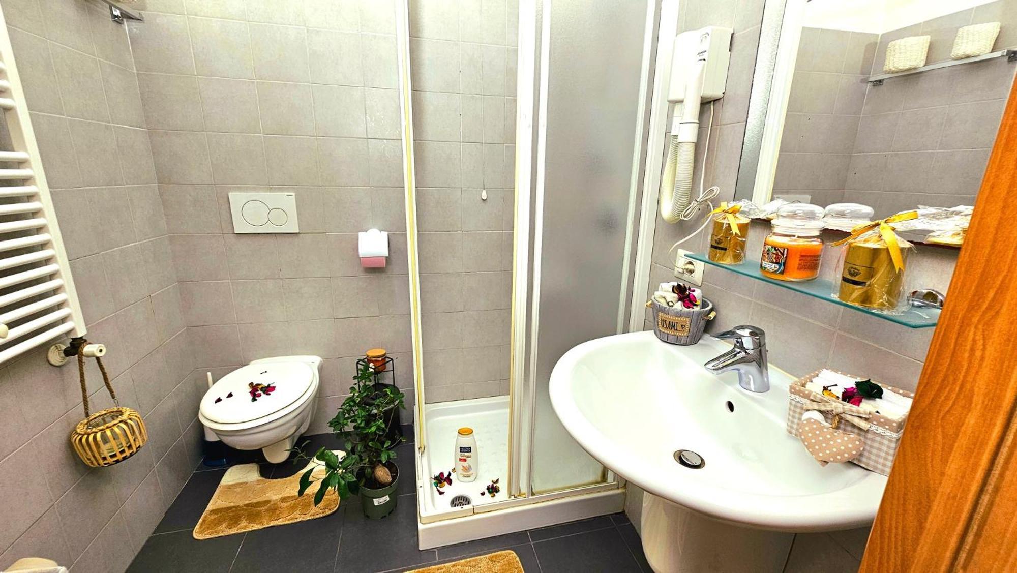 A Casa Simpatia - Check-In Via Bixio, 41 Hotel Roma Ngoại thất bức ảnh