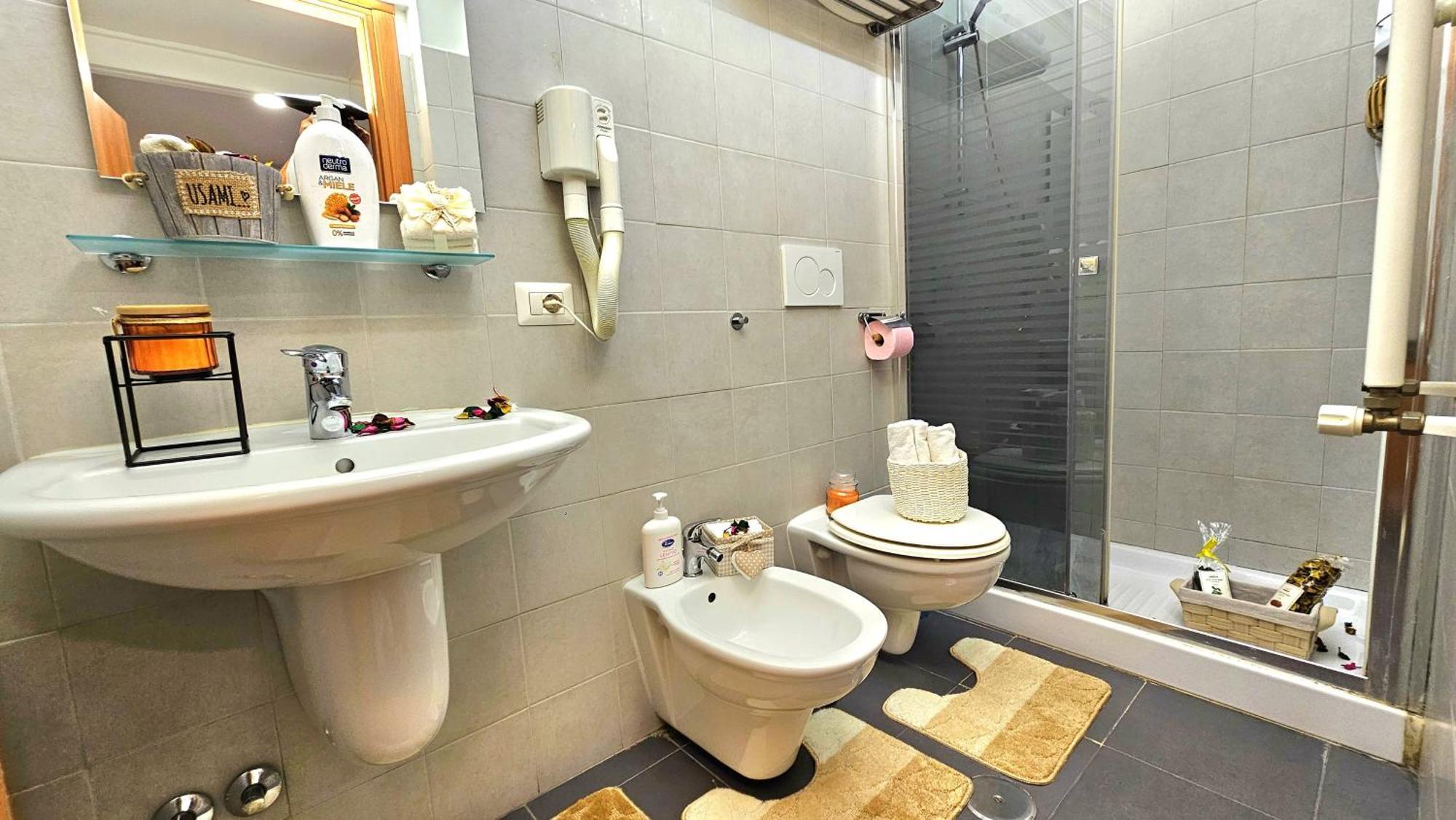A Casa Simpatia - Check-In Via Bixio, 41 Hotel Roma Ngoại thất bức ảnh